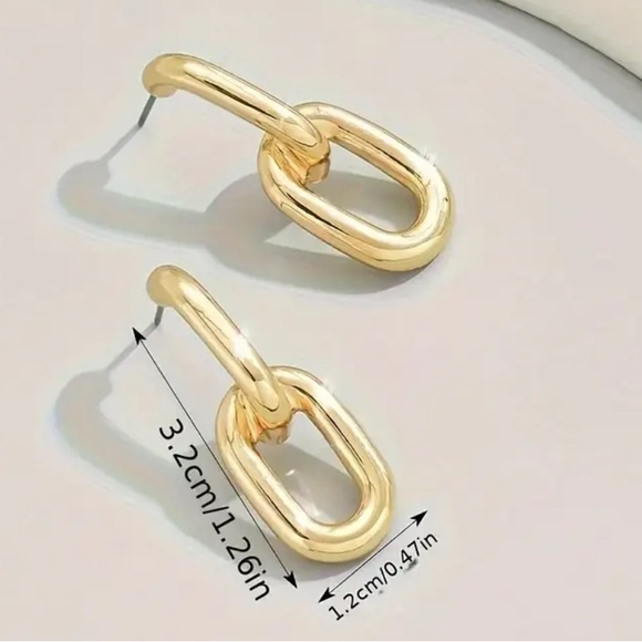 Boho Style Simple Hollow 14K Golden Plated Stud earrings - Picture 4 of 4